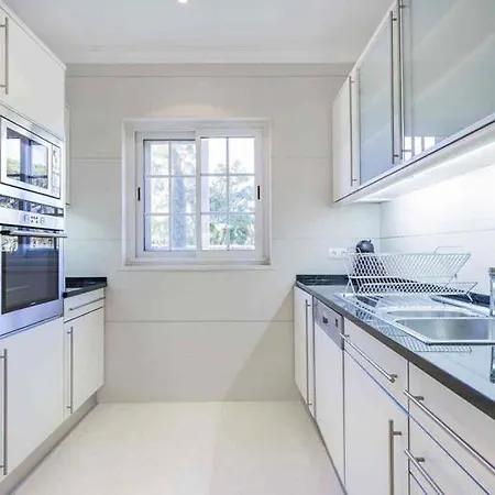 Sleeps 5 With Pool Air Con And Wifi * Quinta do Lago